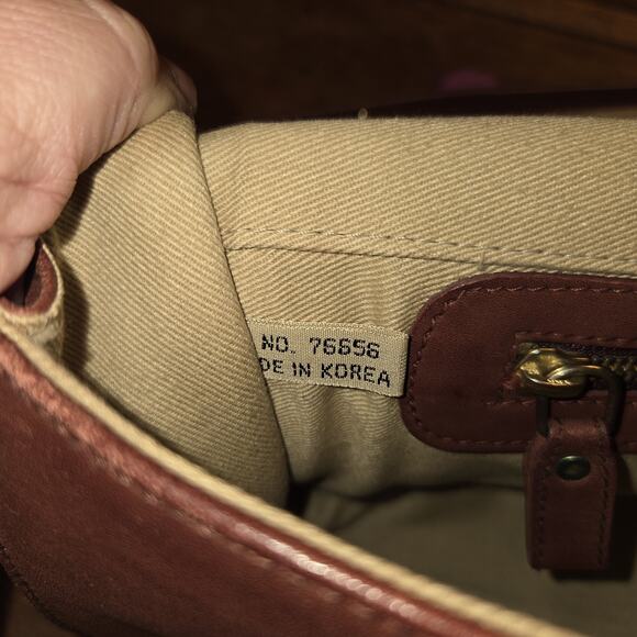 Vtg 1980s Calvin Klein Messenger Crossbody Bag Pocket Book Clean Interior - Picture 5 of 16